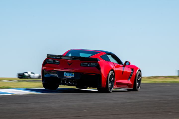 Red Corvette C7 - 721