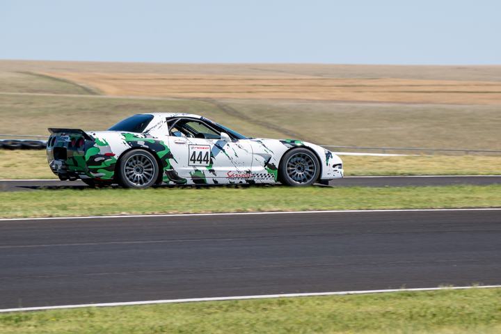 White Corvette - 444